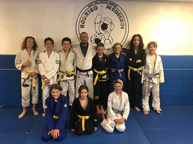BjjRevolutionPB's tweet photo. Proud of this champs @bjjrevolutionteamofficial @bjjrevolutionteampb @rmedeirosbjj #bjj #bjjlifestyle #bjjlife #bjjtraining #bjj4life #bjjfamily #bjjkids #bjjgirls #bjjrevolutionteam #rodrigomedeirosbjj #carlsongracie #bjjcompetition #bjjsandiego #bjjpac… https://t.co/ePwIJdT7yg https://t.co/7sCKcZQKYL
