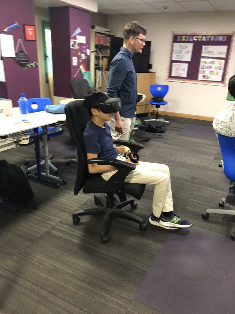 MadelineSodhi's tweet photo. #ASBstudio6 #VR #ASBms virtual conference call https://t.co/wZnWL7WdDx