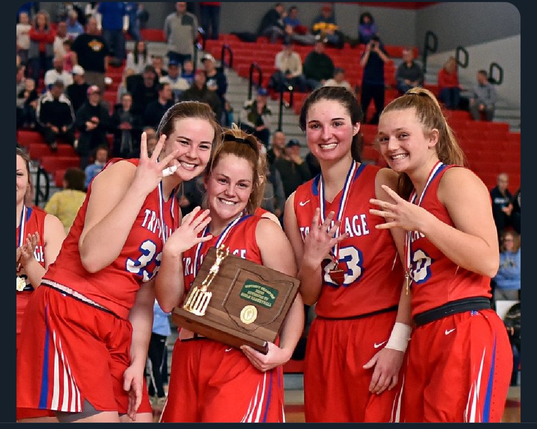 Congratulations to the senior class of Andi Bietry, Trisa Porter, Lisa siler, and Maddie downing in outstanding careers. 93-12 (47-1) 3 CCC Championships, 4 District Championships, 4 sectional titles, 3 Bill Burkett titles, 3 college commitments!