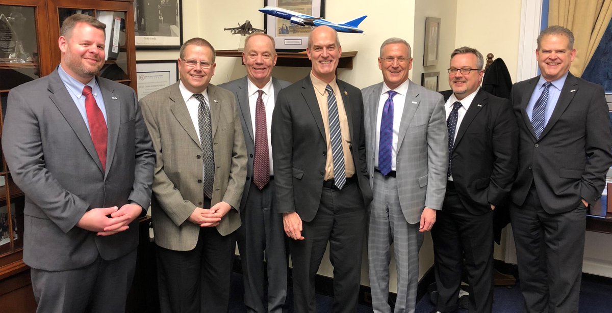 WABROADCASTERS's tweet photo. Thanks to Rep. Rick Larsen for his support of local radio and television broadcasters in Washington state!  #WeAreBroadcasters https://t.co/Oc4QRCMHlh