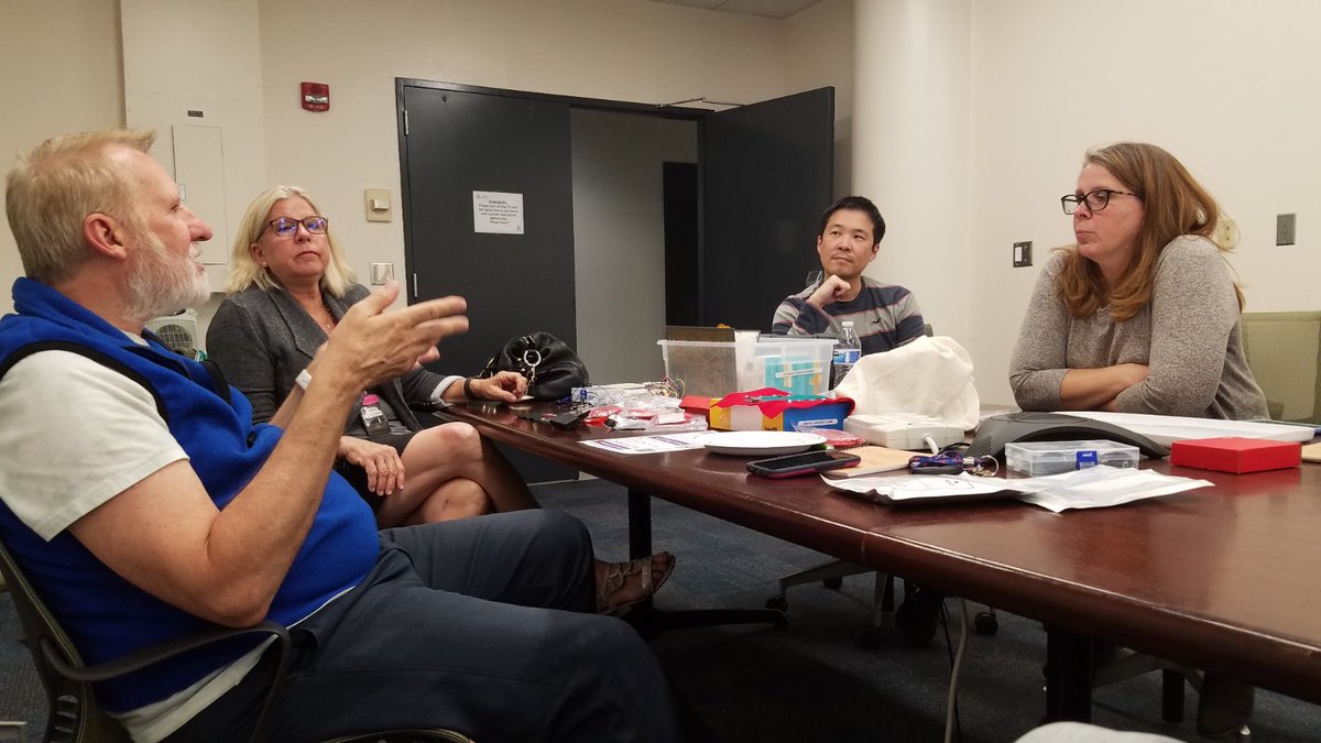 MathyMcMatherso's tweet photo. Tonight was our Tucson #cstarizona meetup focused on Electronics & Robotics. Folks from early elementary all the way through higher ed showed up. Thanks to UArizona for hosting. https://t.co/ZLJPMnDIn0