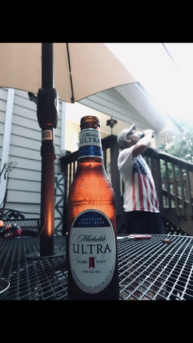 hanner55's tweet photo. If anything can make an event fun it’s @MichelobULTRA  This is the only beer I drink. Nothing is more refreshing. Bottle, draft, or can I’ll drink it !Weddings,beach, birthdays, and parties ultra is great at any occasion! #TeamULTRAContest 🍺#beer30 #beerme #pickme #limeinit https://t.co/Auanv5ltkd