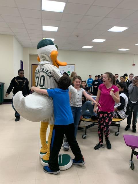 JasonCohen72's tweet photo. Quackerjack hits it out of the park at IMS.  He was here to stir up some excitement and promote the IMS Excel Family Night With The LI Ducks fundraiser. #islipmiddleschool #islipPride #liducks https://t.co/s1MZuJYtwn