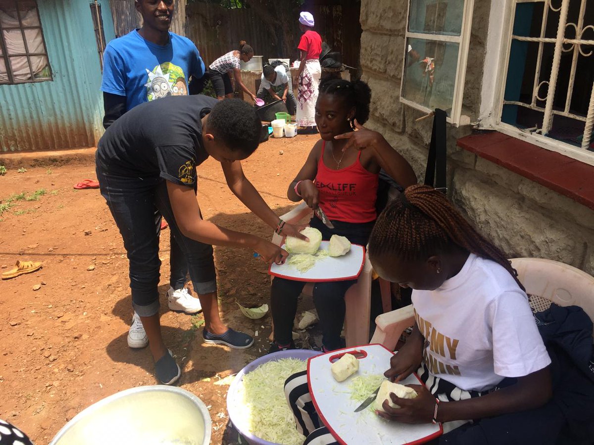 LivingOut254's tweet photo. Small acts when performed by many can change the world... #letitshine angels center waithaka. https://t.co/7ADQpOyoUL
