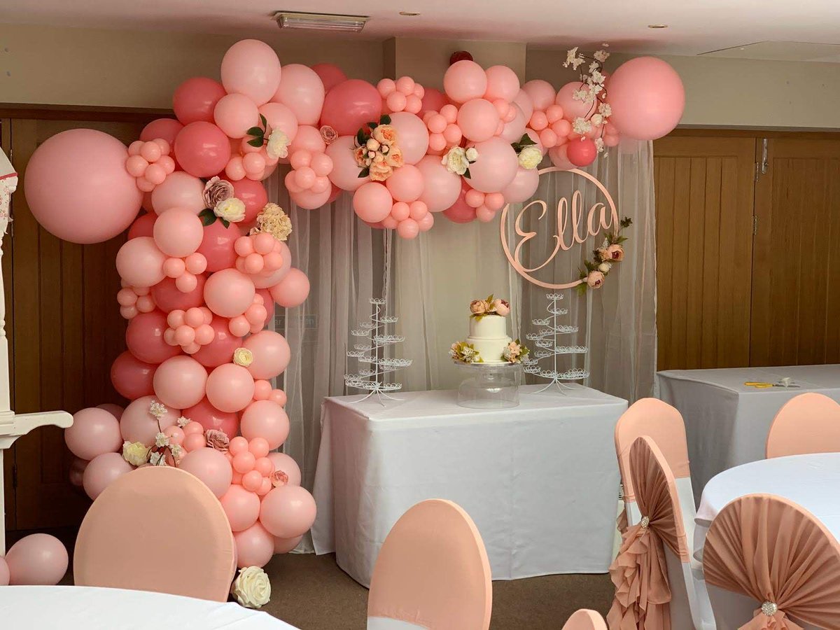 GoStyleDeco's tweet photo. One of the cutest setups for a recent birthday party. #gostyledeco #balloon #balloondeco #balloons #balloonart #partydecorations #parties #events #stylishparties #partyinspiration #birminghamballoons #organicgarland #nabas #partydecoration #events #eventdecorations #birminghamuk https://t.co/N1uxCv6i1O