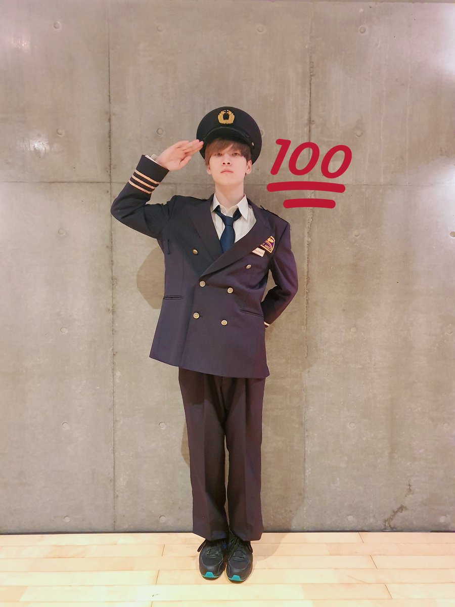 _OOO5O6_'s tweet photo. 世界一似合う( ɵ̷̥̥᷄﹏ɵ̷̥̥᷅ )これで空手出来て背高いとか好き要素しかないよね〜モテちゃうね〜🥺 https://t.co/WmafIuifES