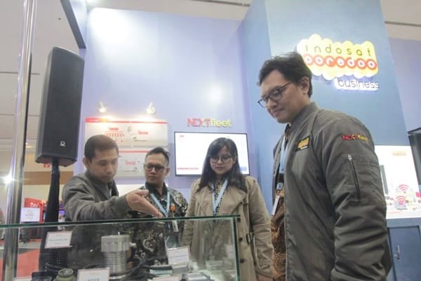telset_id's tweet photo. Indosat Pamerkan #Solusi #IoT Fleet Management, Namanya #NEXTfleet https://t.co/YJ1IsTgTdI https://t.co/WxM4rCGXNP