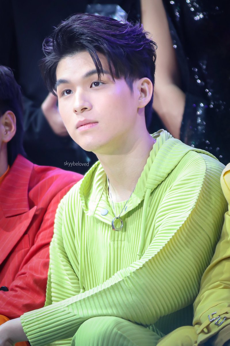 bee_nidarat_'s tweet photo. 20.02.19 Sky Wongravee - Line Tv Award 2020 @ Royal Paragon Hall @skywongraveee 
#LINETVAWARDS2020 
#LINENEXPLOSION2020
#skywongravee #mycloudy #skyybeloved #สกายวงศ์รวี #ก้อนเมฆของสกาย https://t.co/jDARaqW7K0