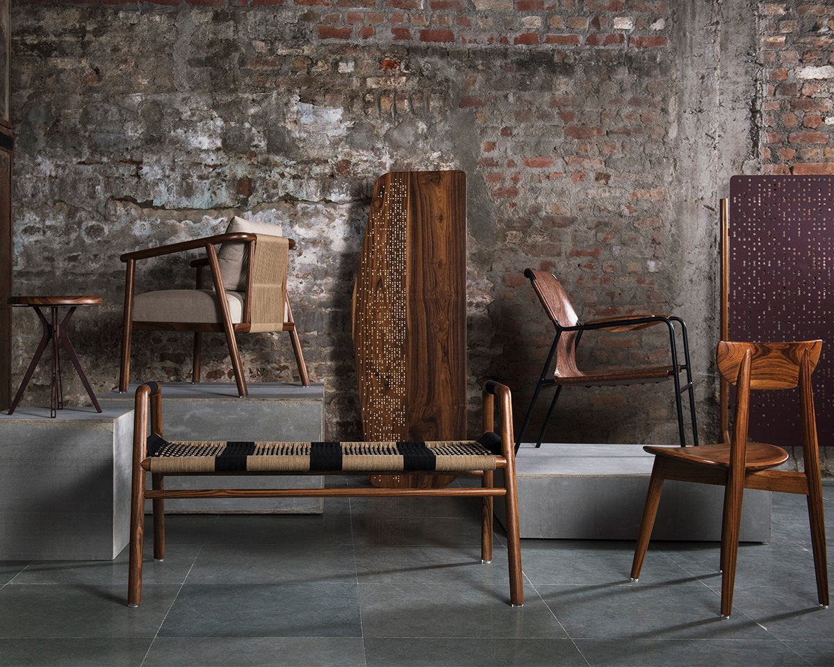 goodhomesindia's tweet photo. A Mid-Century nostalgia woven into a contemporary Indian aesthetic. Vritima Wadhawa, founder of Project810.
PC- Vritima Wadhawa

To know more grab a copy of the March issue which is on stands now!
#goodhomesmagazine #vritima #project810 #furniture #contemporaryfurniture https://t.co/52aul57mPw