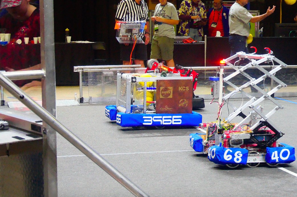 Scurrier was scurrying across the field today during practice! Good luck to all the teams in qualifications tomorrow. #omgrobots #infiniterecharge
