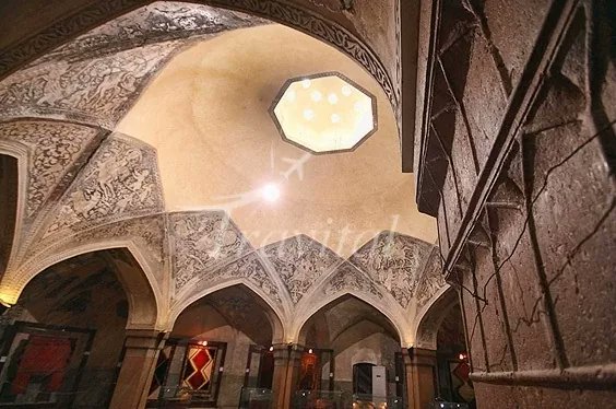 Tonight going to Vakil Bath in my Iranian cultural heritage site thread. It's part of Vakil Mosque and is a public bath dating from the Zand Dynasty. It was more than just a bath for bathing, it used to be important in ceremonies that had to do with marriage traditions.