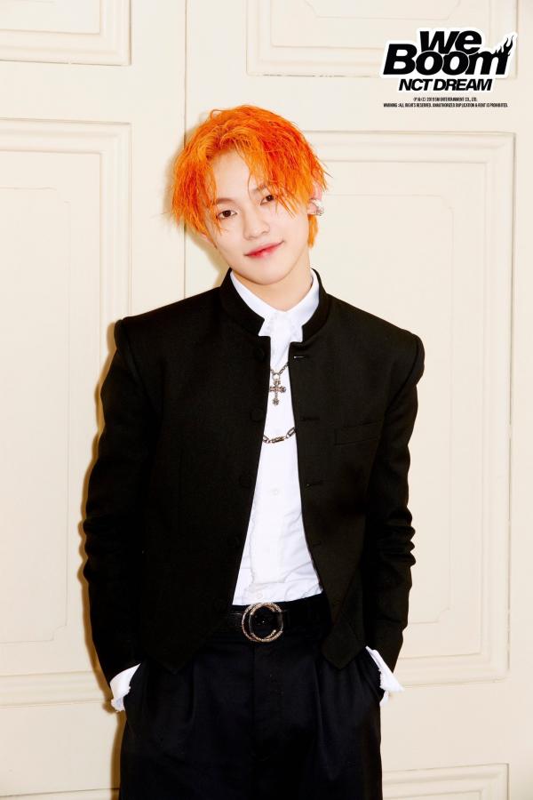 #Chenle is a warm orangie-red.