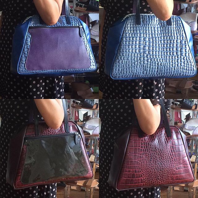 leomonkofficial's tweet photo. Which TERESA will it be?🤷🏻‍♀️
Purple and blue or Khaki and burgundy?🤔#bigdecisions #choices #lovecolourandtexture #handmadebags #madeinaustralia https://t.co/ECJqL3cfNN https://t.co/uvQezk97n6