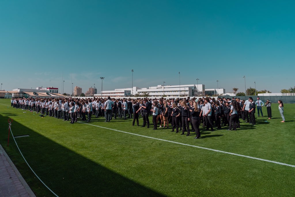 We were thrilled to spend a day with <a href="/ZoeJacksonLTD/">Zoe Jackson MBE</a> who visited DESC during Performing Arts Week! 🎭 

Zoe shared her inspiring story and performed a flash mob with over 1000 students from Years 7, 8, 10 &amp; 12!

<a href="/DESCDubai/">Dubai English Speaking College (DESC)</a> <a href="/KHDA/">KHDA | هيئة المعرفة والتنمية البشرية بدبي</a>