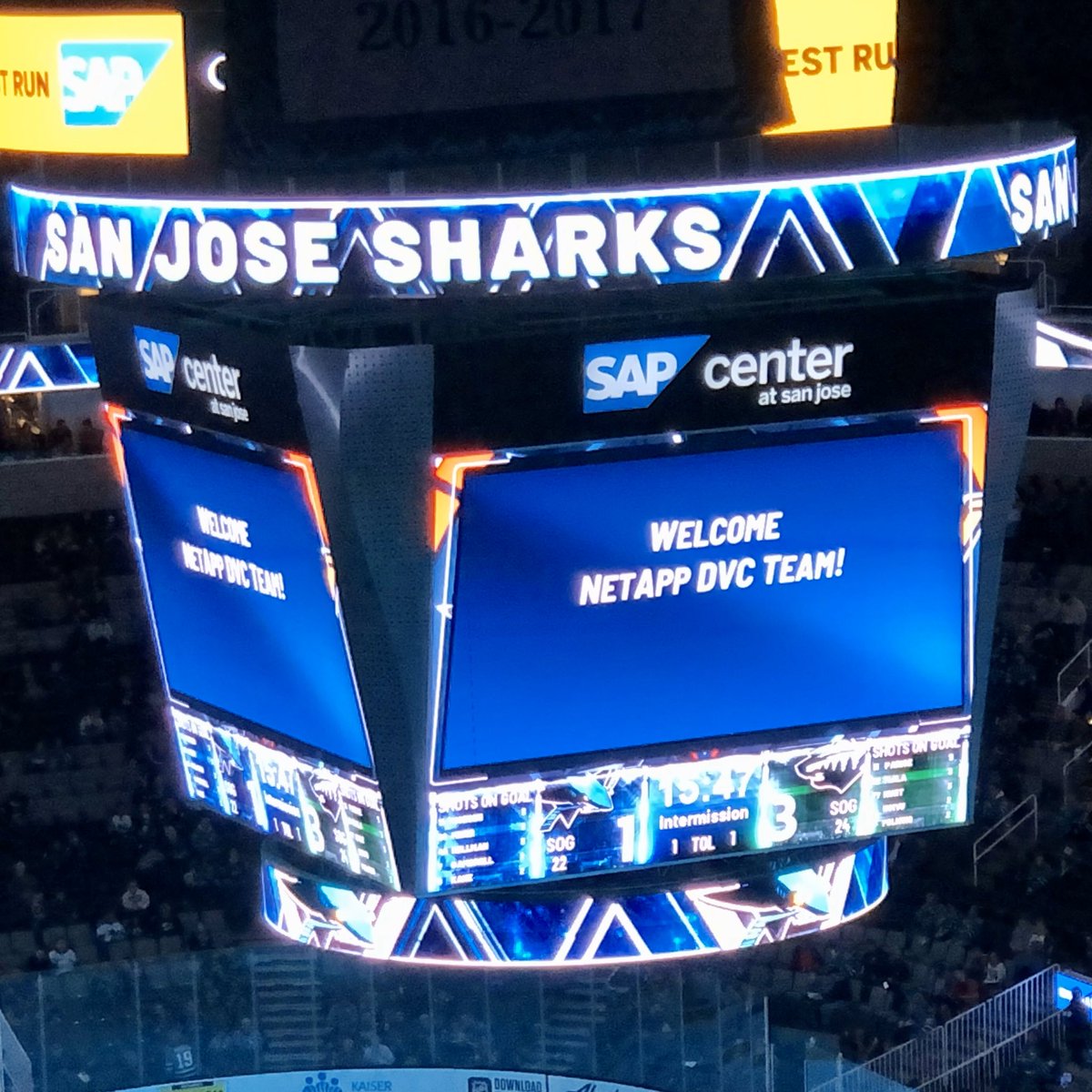 AndyGarlikov's tweet image. Having a great evening with my #NetAppDVC colleagues and @Airbnb at the @SanJoseSharks tonight! @NetApp. We are feeling the @SAPCenter #hospitality