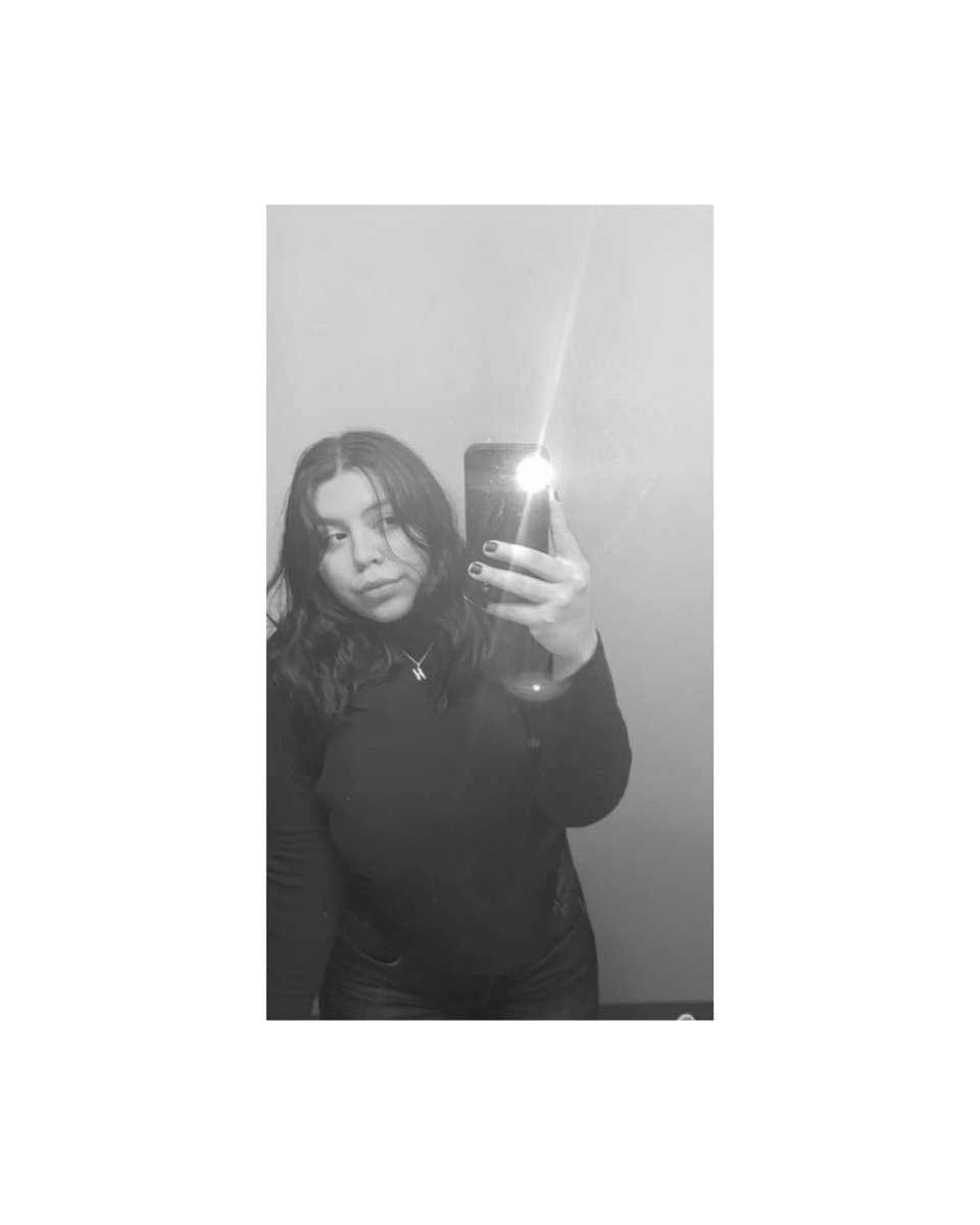 PulidoHeidi's tweet photo. 🖕🏽 https://t.co/nwNcP4oljH