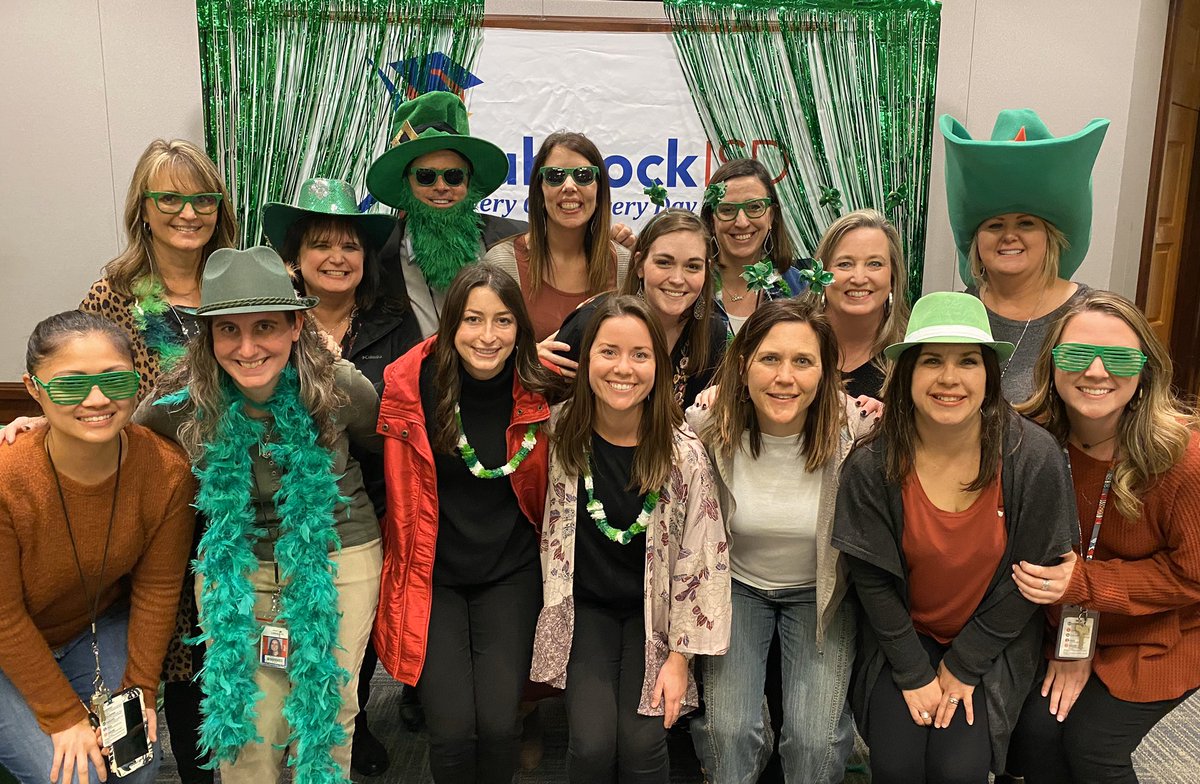 pdub68's tweet photo. Super proud of these amazing educators for being recognized by @LubbockISD as “Level 5 Value Added Teachers” (students making significant academic growth over what was expected)!!

Moving Forward: Every Child, Every Day
 💙💛💙💛💙
#Hbears1920 @HoneyElementary https://t.co/6B0sYJ8dXj