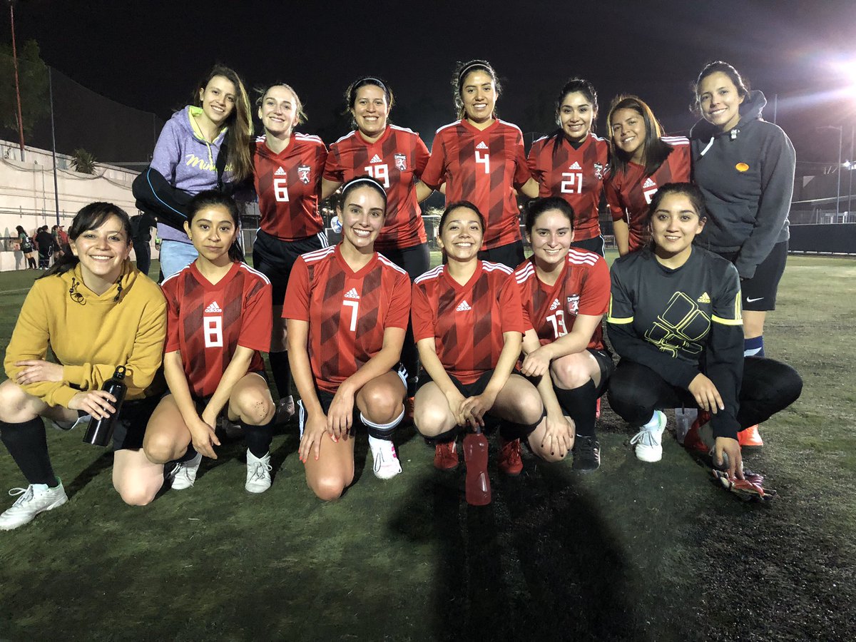 LasCapitanas tweet media