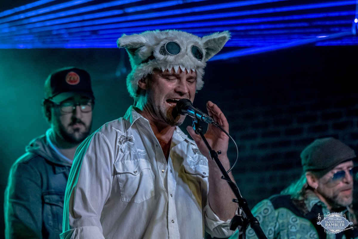 Today we are in Bonita Springs Florida for their Blues Fest!
Come on through.

#HoneyIslandSwampBand #HISB #BayouAmericana #BayouMusic #Blues #Funk #NOLA