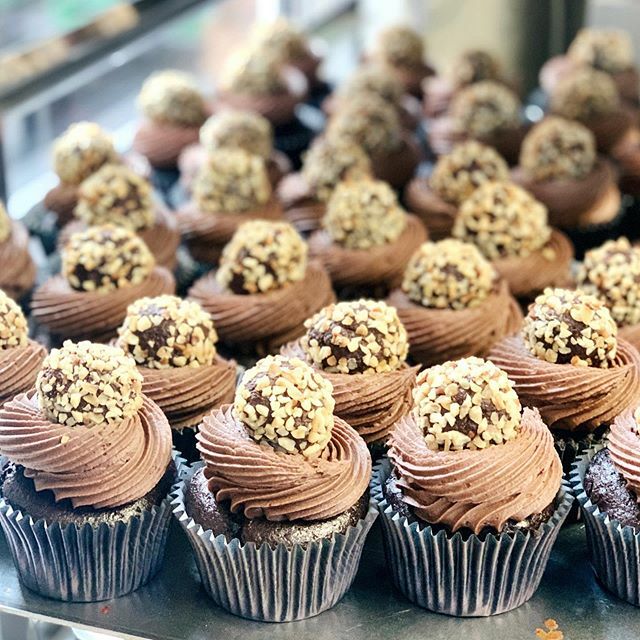 On the menu tomorrow at 55a Watnall Rd &amp; @wheretoveganofficial 
<a href="/doisyanddam/">Doisy & Dam</a> ‘smartie’ cookie sandwiches
Viennese whirls
Millionaires shortcakes
Triple choc brownies
GF Black Forest brownies
Lemon meringue cake by the slice
‘Nutella’ cupcakes with homema… ift.tt/3aQuihw