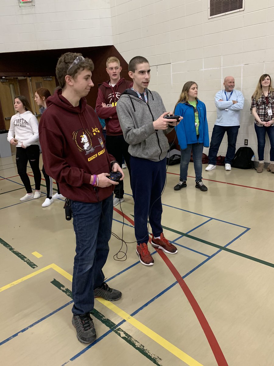 cavemensports's tweet photo. Champions Together had special guests this morning. The Robotics team came and showed off for them. @MHSSection @SCMSchools @SCM_Supt @ChampsTogether @SOIndiana @CMishawaka https://t.co/dsmgDq0Csp