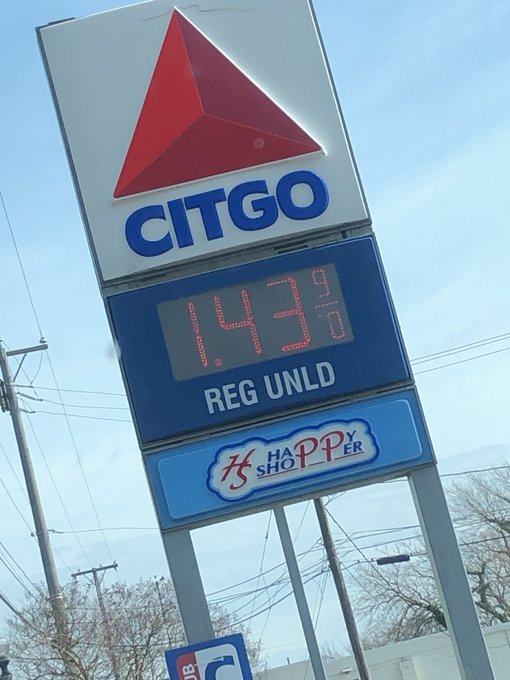 Y&rsquo;all mind if I flex our gas prices in the 757 real quick? https://t.co/nXoQC0fVut