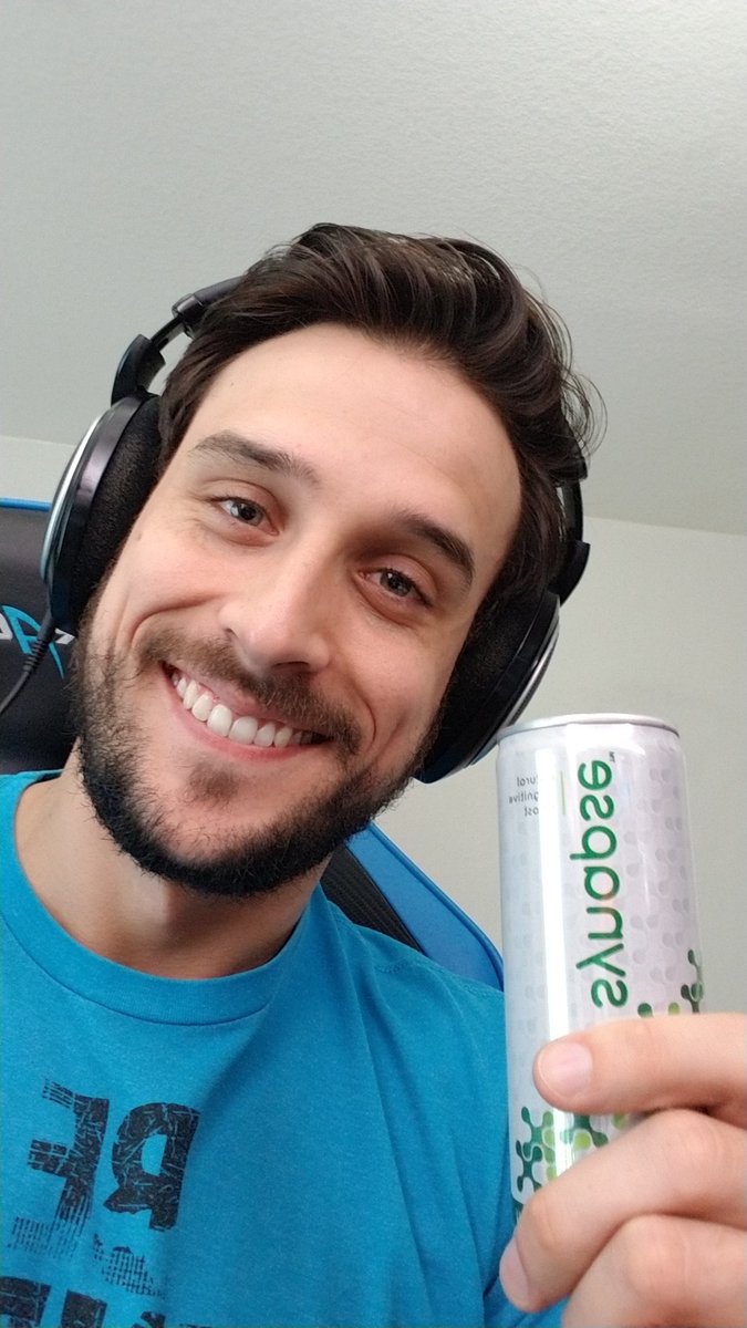 Friday baby! We going live starting with some chatting before we hit that back workout! Oh and checkout <a href="/drinksynapse/">Synapse</a> high quality beverage
#twitch #fitness 
Twitch.tv/mmmedic