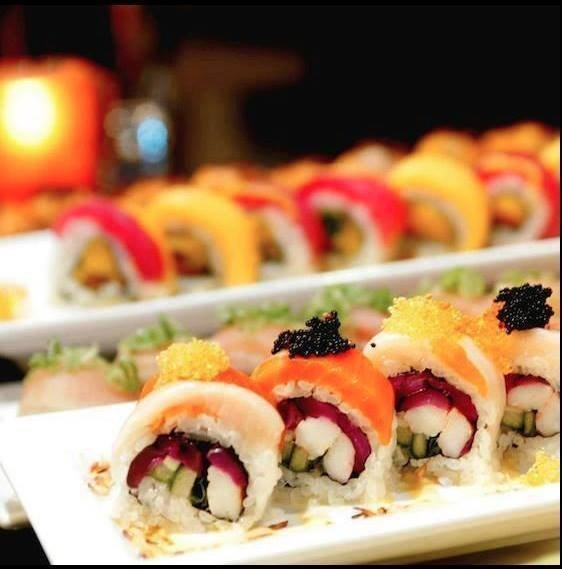 Who else is thinking sushi for Friday lunch today? 

s3restaurant.com/menu/lunch-men…