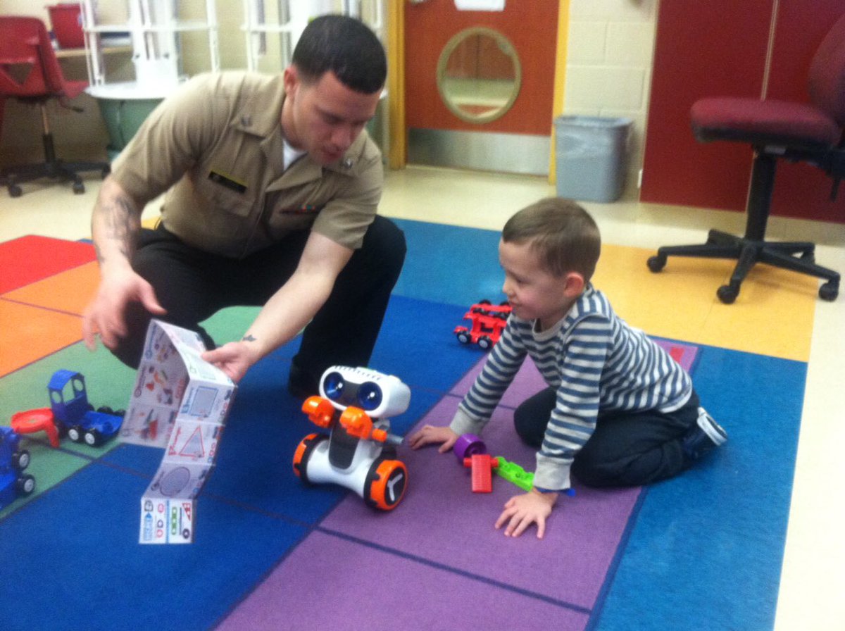 EricaReynolds00's tweet image. Check out our EARLE Navy Sailors as volunteers in the Innovation Lab-Building rockets helicopters and robots with preschoolers! @CNSchools @NWSEarleNJ @ConoverPrimary