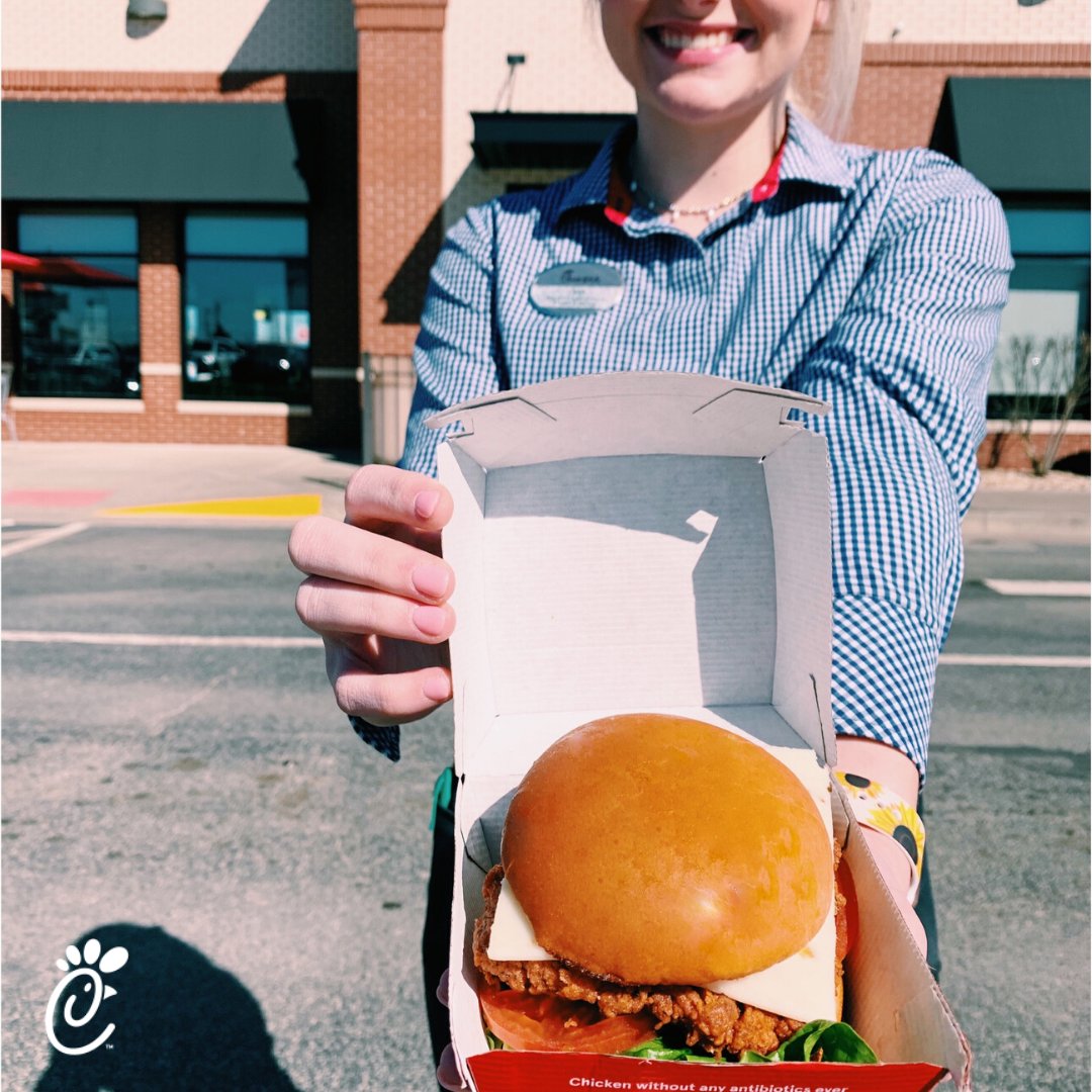 Spicy Deluxe. We don't really need to say anything else. That's how 🔥it is.