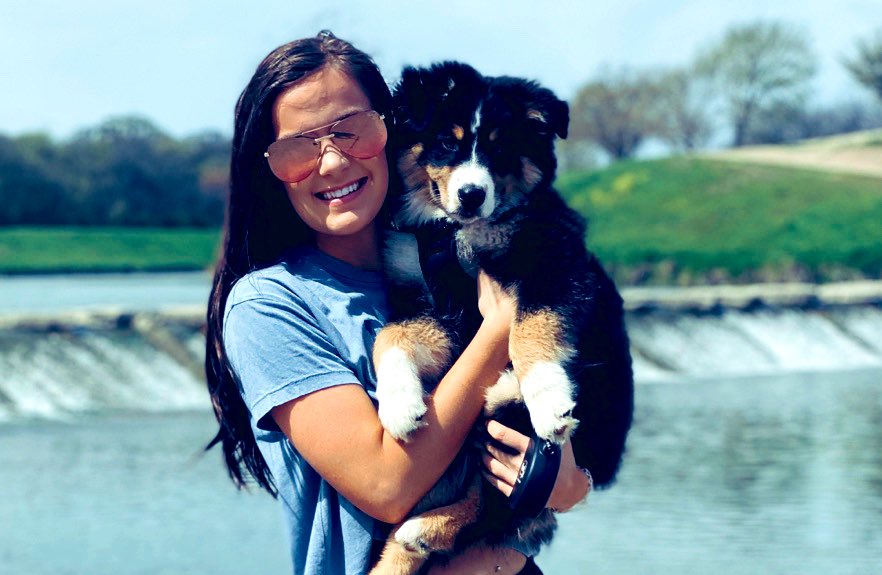 LexieSchuman's tweet photo. Puppy love 💙 https://t.co/mWzfWlb6c3