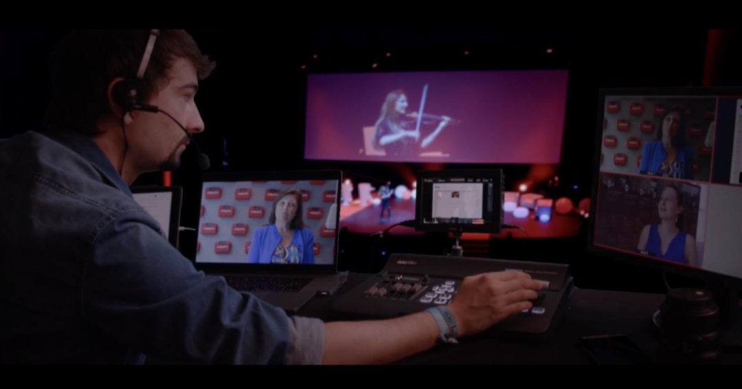 jpgvideo's tweet photo. #fallaitypenser #coronavirus

Et si votre conférence était retransmise sur le web ? 
Plutôt que de l'annuler ?

JPG VIDEO - Live Cession pour faire vivre vos événements lorsque le public ne peut s'y rendre.

Pour plus d'infos, rendez-vous sur https://t.co/GYmDHXbU9h https://t.co/iwK5PiX2Jl