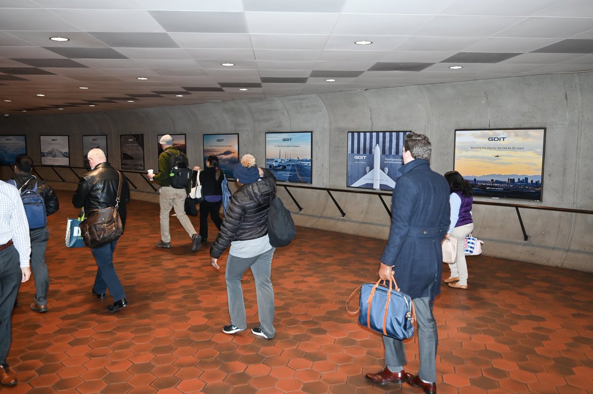 OUTFRONTMEDIAUS's tweet photo. It's #StationDomination time🕖 @GDIT takes #OOH to new heights with their network security AI campaign!✈️ https://t.co/Dm8DlTR1xe