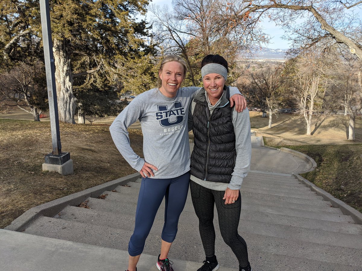 USUAggies's tweet photo. The sun came up this morning, and the Aggies spirit is stronger than ever. #TrueBlueAggieFriday https://t.co/dbrOSFk8CL
