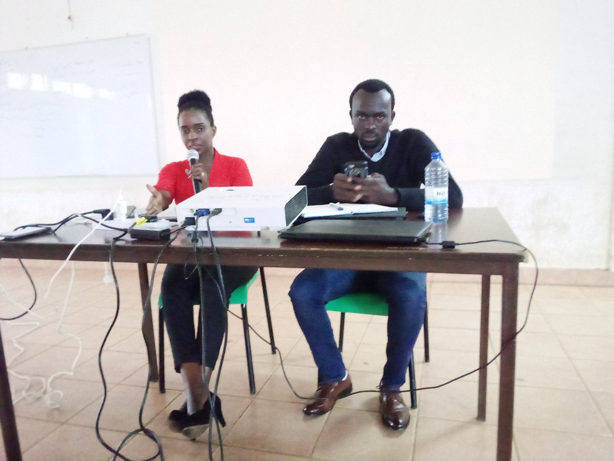 nyakanathan's tweet photo. What a burning Questions from @RNSA_Imirire 😅😅❣️ What does @ECD_Rwanda do for babies born from #Prositutes to link them with #ECD services ? #Panelists are so inspiring to #Nutrition students @NutriRwanda @RwandaNutrition @UR_CMHS https://t.co/yuYHcKktlM