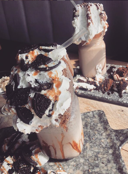 BurgerBubbles's tweet photo. Oh summer, you've been gone for too long 💔☀️ https://t.co/Doom4vkCEt