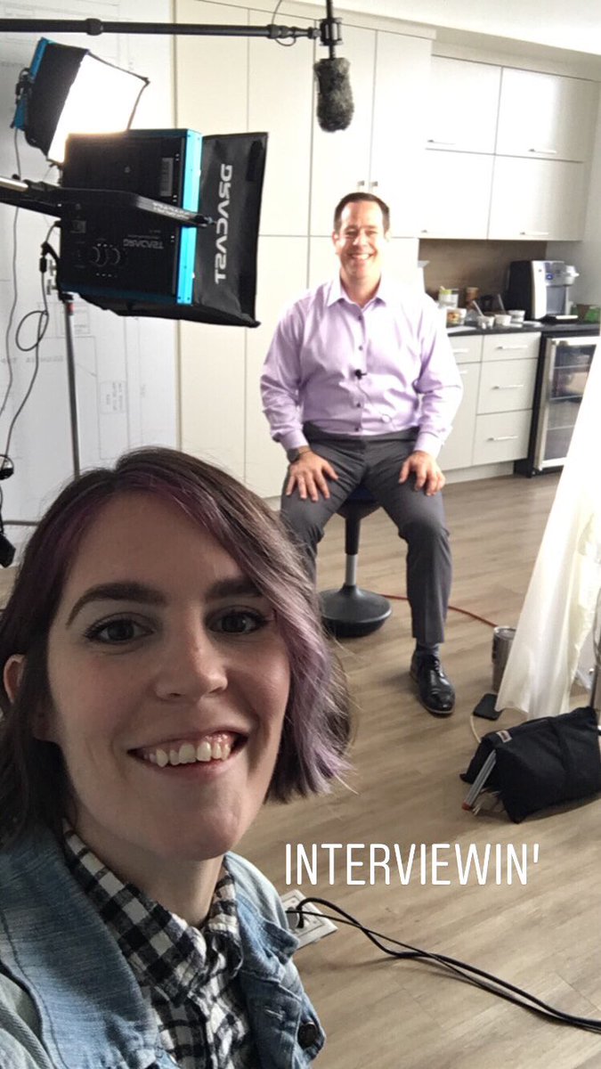 power_agency's tweet image. Behind the scenes with #TeamMarsh. Working hard wrapping up this week - but having some fun along the way!  #thepoweragency