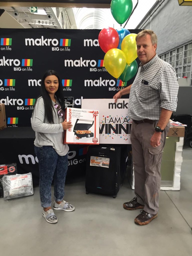 Makro_SA's tweet photo. Congratulations to our lucky winners! You still have time to visit us at #MakroRiversands for a chance to win and meet the @JacarandaFM crew broadcasting live between 12-4pm. #WorkzoneTakeover π https://t.co/X0LHJad1de