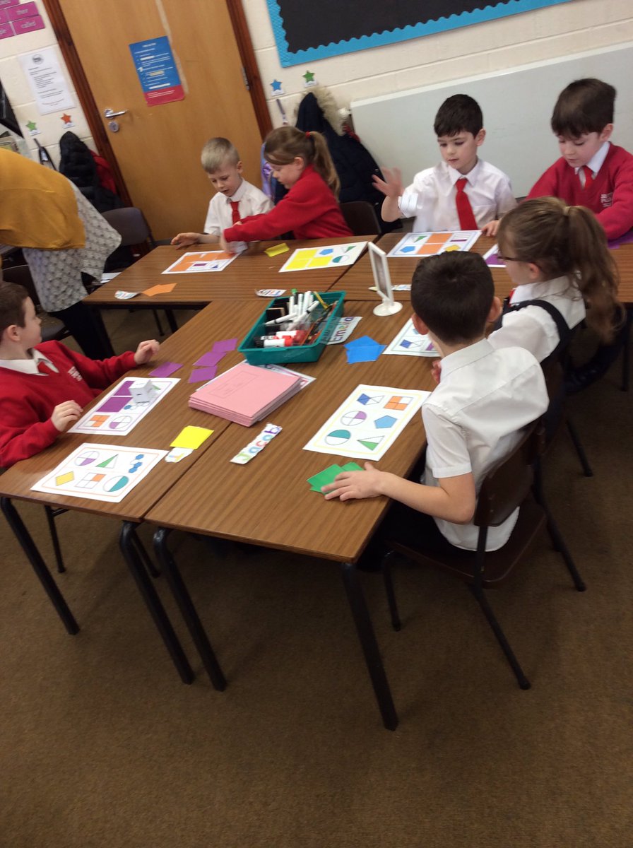 SchoolHuttoft's tweet image. Super fractions learning Year 2! This game of bingo really helped to see what you have learnt so far about fractions...halves, quarters, thirds and wholes! Wow! #mathsisfun #funfractions