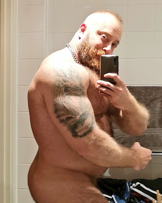 Watch vikingmusclebear's leaked NSFW photo on TwXstars