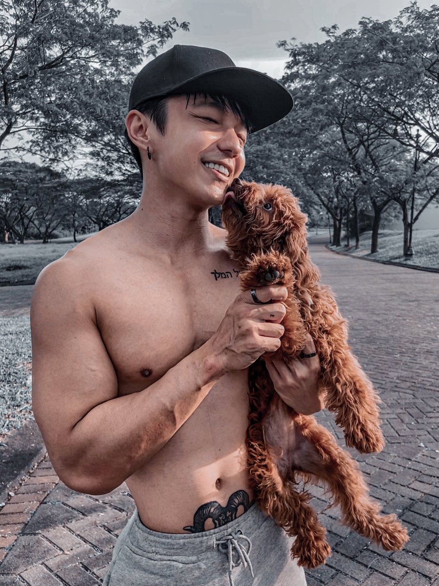 andrew_yogii's tweet photo. There is nothing truer in this world than the love of the dog. 🤍 #dog #dogsofinstagram #doglovers #doglife #dogstagram #andrewyogi #sore #soreini https://t.co/wsQ2dEUFdt
