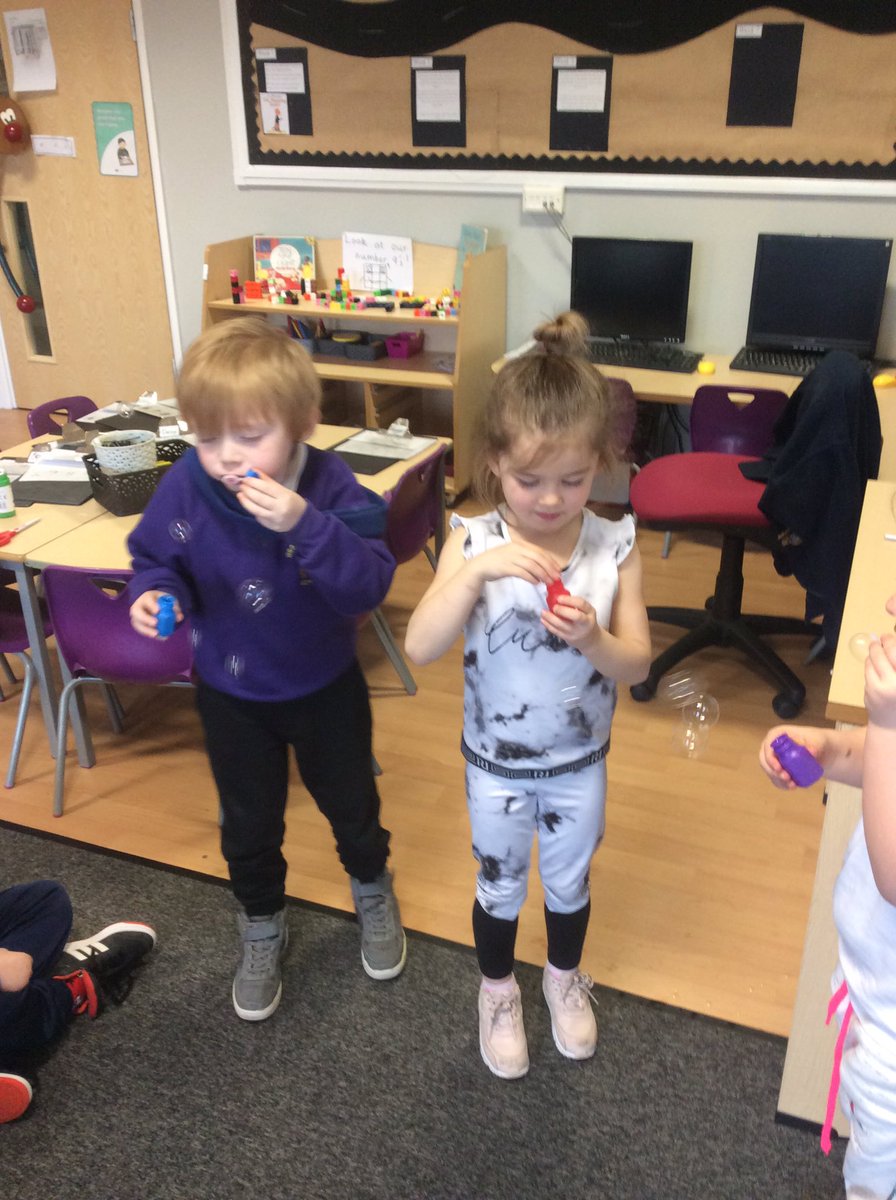 Mrs M Gallagher tweet media