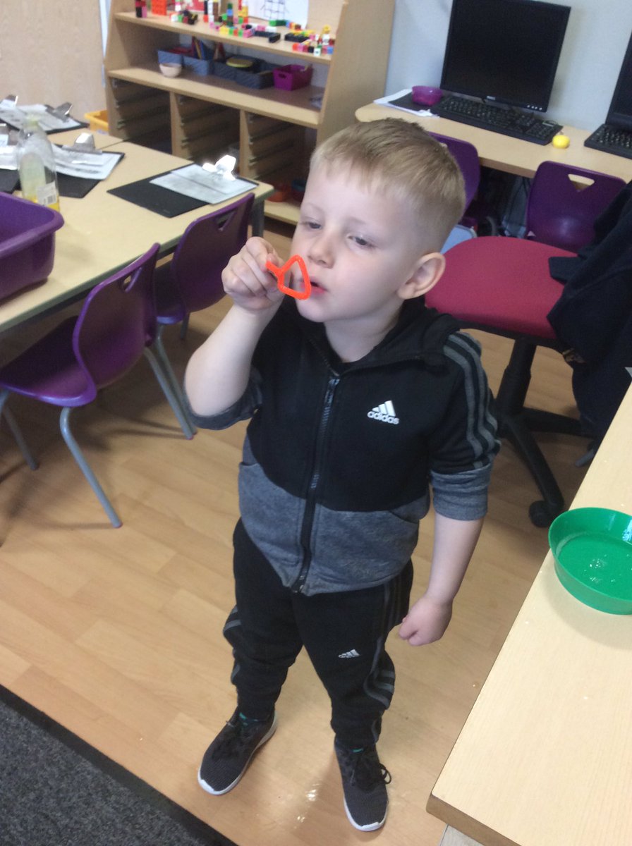 Mrs M Gallagher tweet media