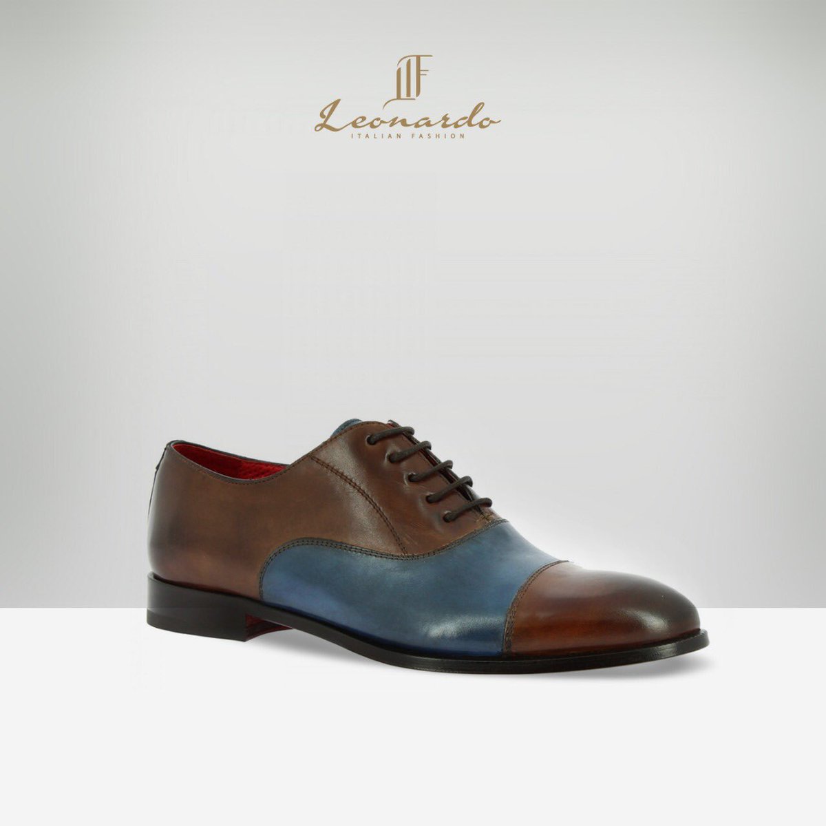 Leonardo oxford shoes , a classy blue brown calf leather. .
#calfleather #leather #leathershoesmen #mensfashion #handmadeleather #bespoke #bespokeshoes #shoesstyle #shoestore #shoesoftheday #onlineshop