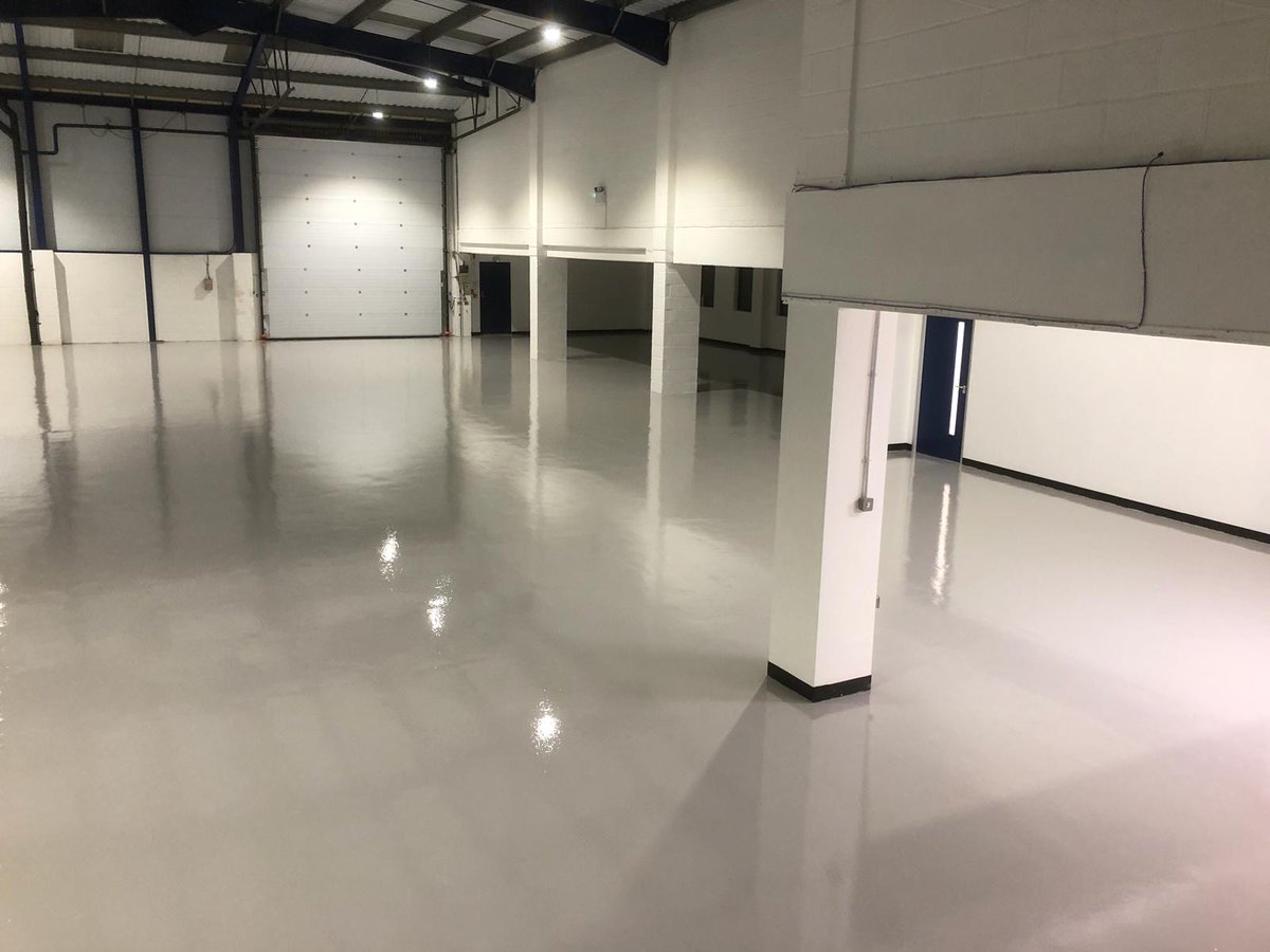 DC_Flooring_UK's tweet photo. This warehouse was diamond ground, fully repaired and finished with two coats of Flowcrete SF41 High Build Epoxy Resin.
Another great installation by our in house team and another happy customer.
Find out more on our website:
https://t.co/7D2zEOqqKq
#flowcrete #sf41 #epoxyresin https://t.co/fYBh5dnHFk