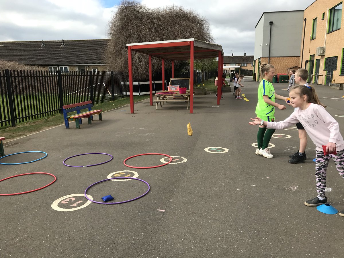 TGPS_NorthLincs's tweet photo. Year 4 are enjoying their @sportrelief activities this morning. #TGPSYear4 #TGPSPE #TGPSBritishValues https://t.co/vQDgvGZX66