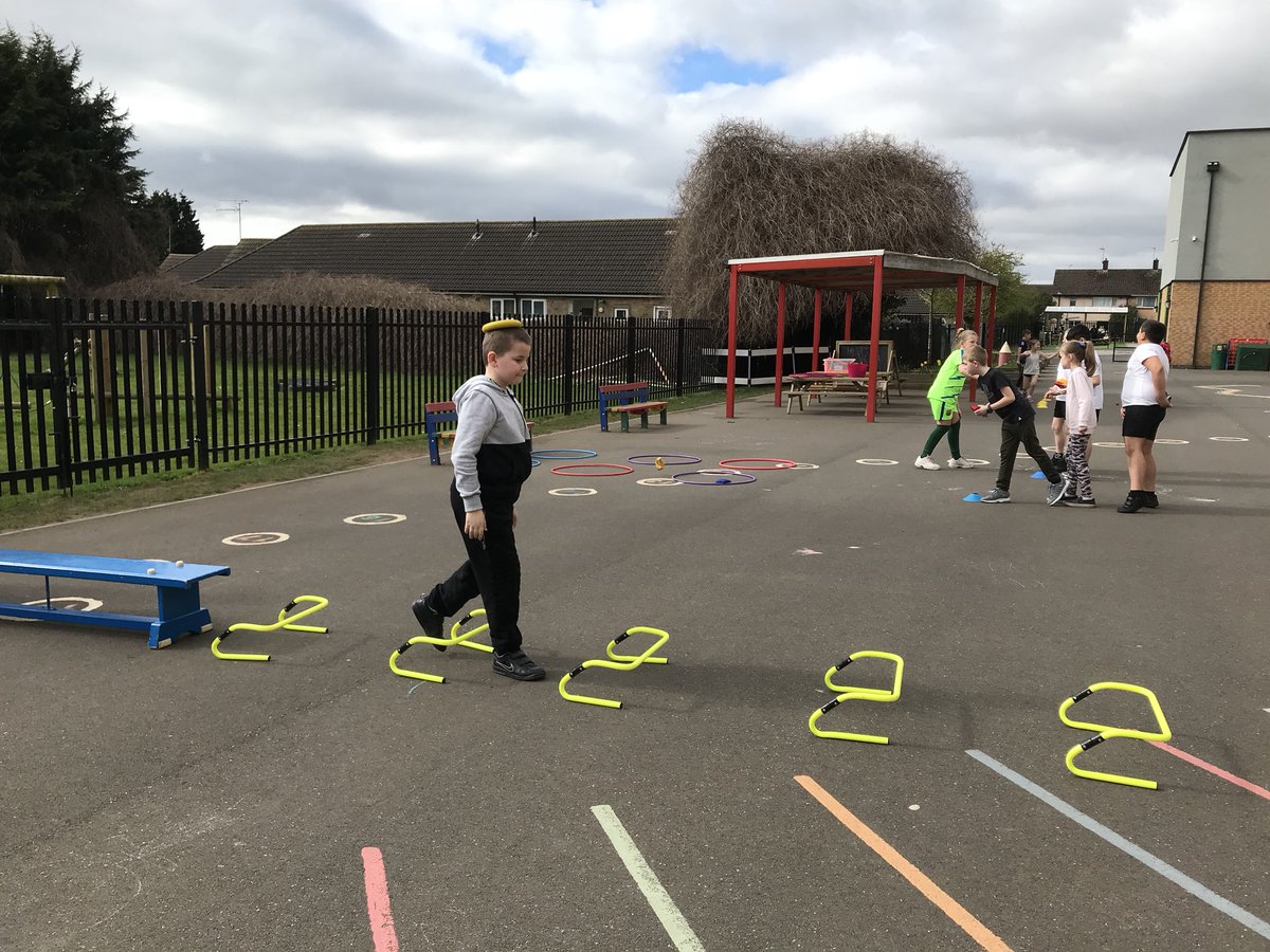 TGPS_NorthLincs's tweet photo. Year 4 are enjoying their @sportrelief activities this morning. #TGPSYear4 #TGPSPE #TGPSBritishValues https://t.co/vQDgvGZX66