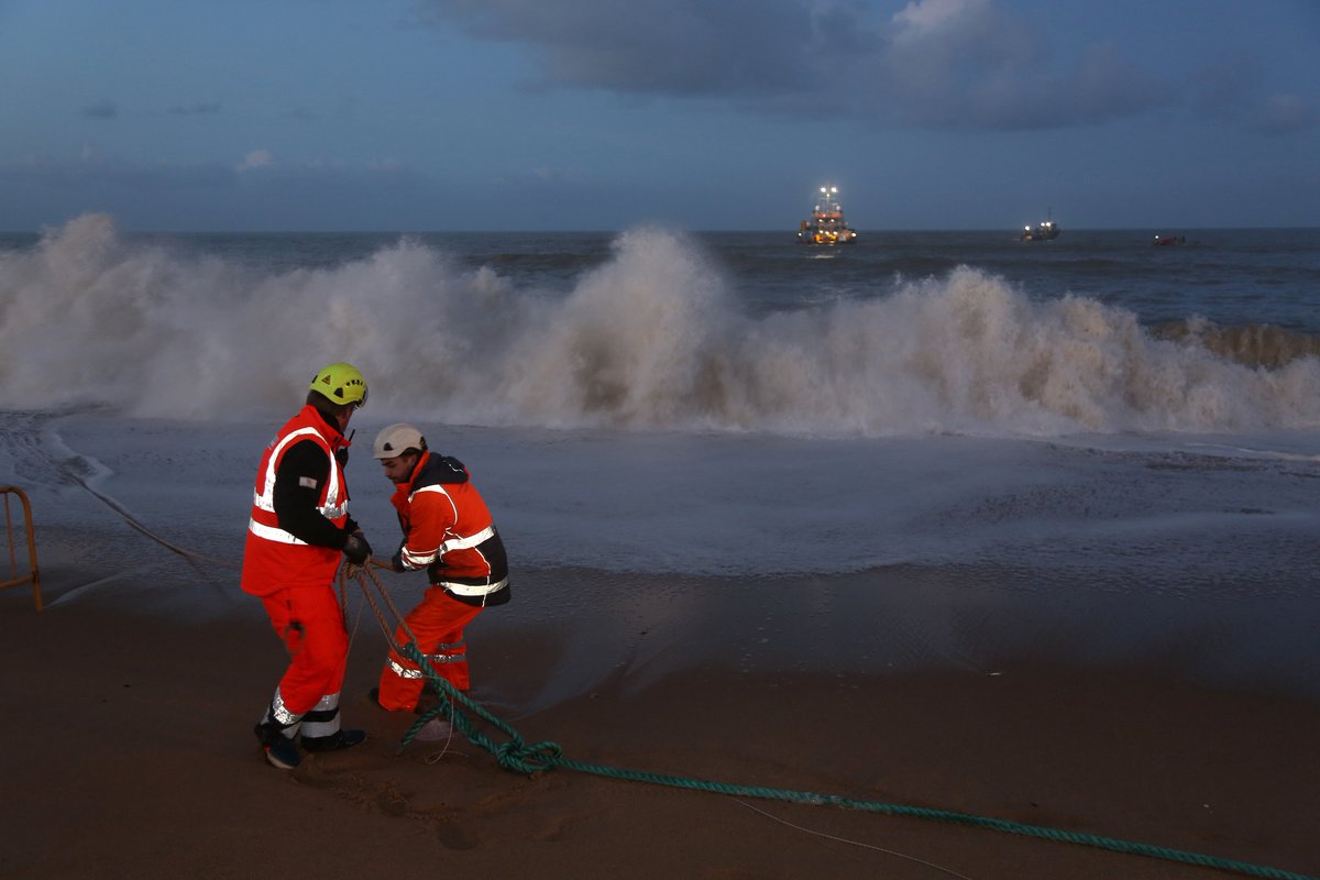 OrangeGroupPR's tweet photo. [PR] @orange announces the landing of the Dunant submarine cable, in Vendée, France - https://t.co/rD8yupIQHd Cc @GoogleCloud @GoogleCloud_FR @SubComLLC @Barre_Jerome @jlvuillemin https://t.co/lt24BJQc2v