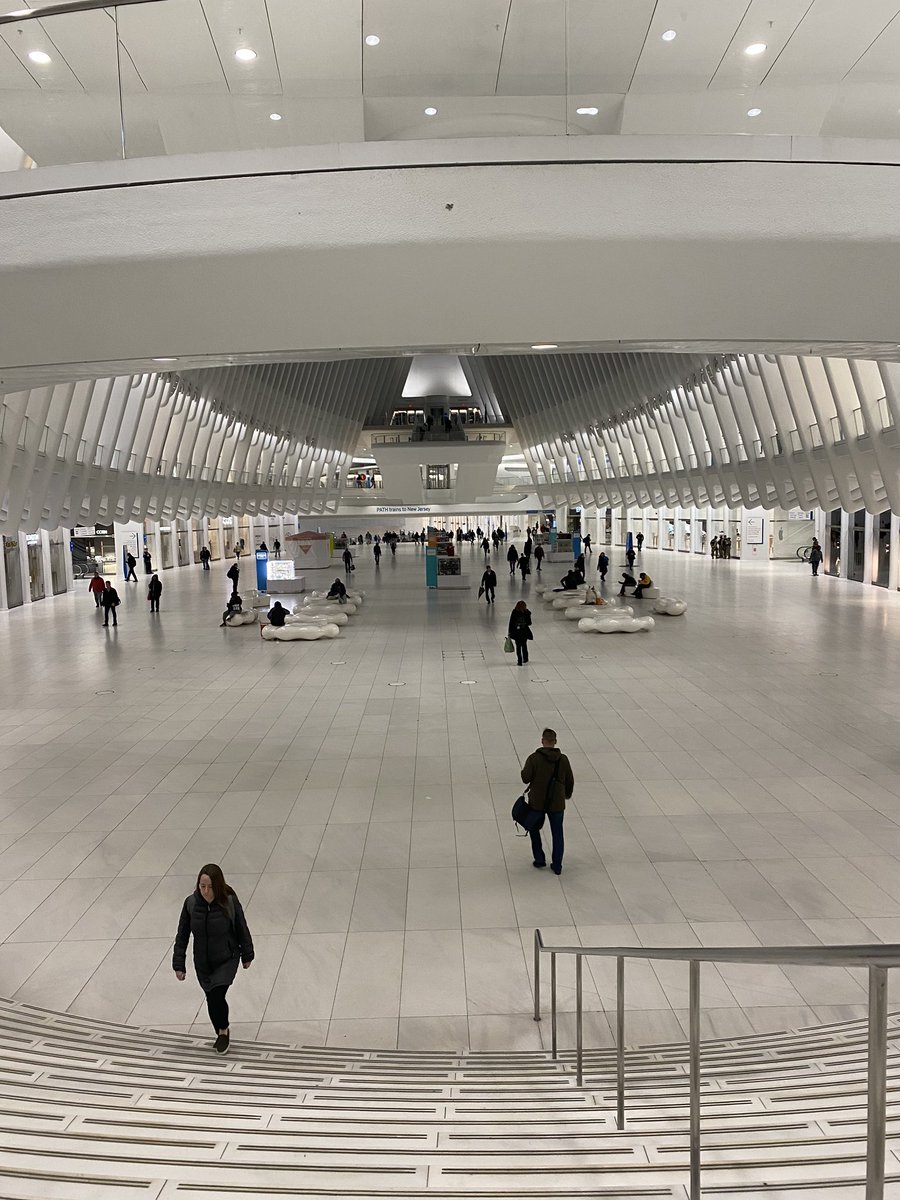 vmpink's tweet photo. World Trade Center this morning. Usually I’m weaving in between crowds and still getting bumped into. #ghosttown #COVID https://t.co/PJuprDfifu