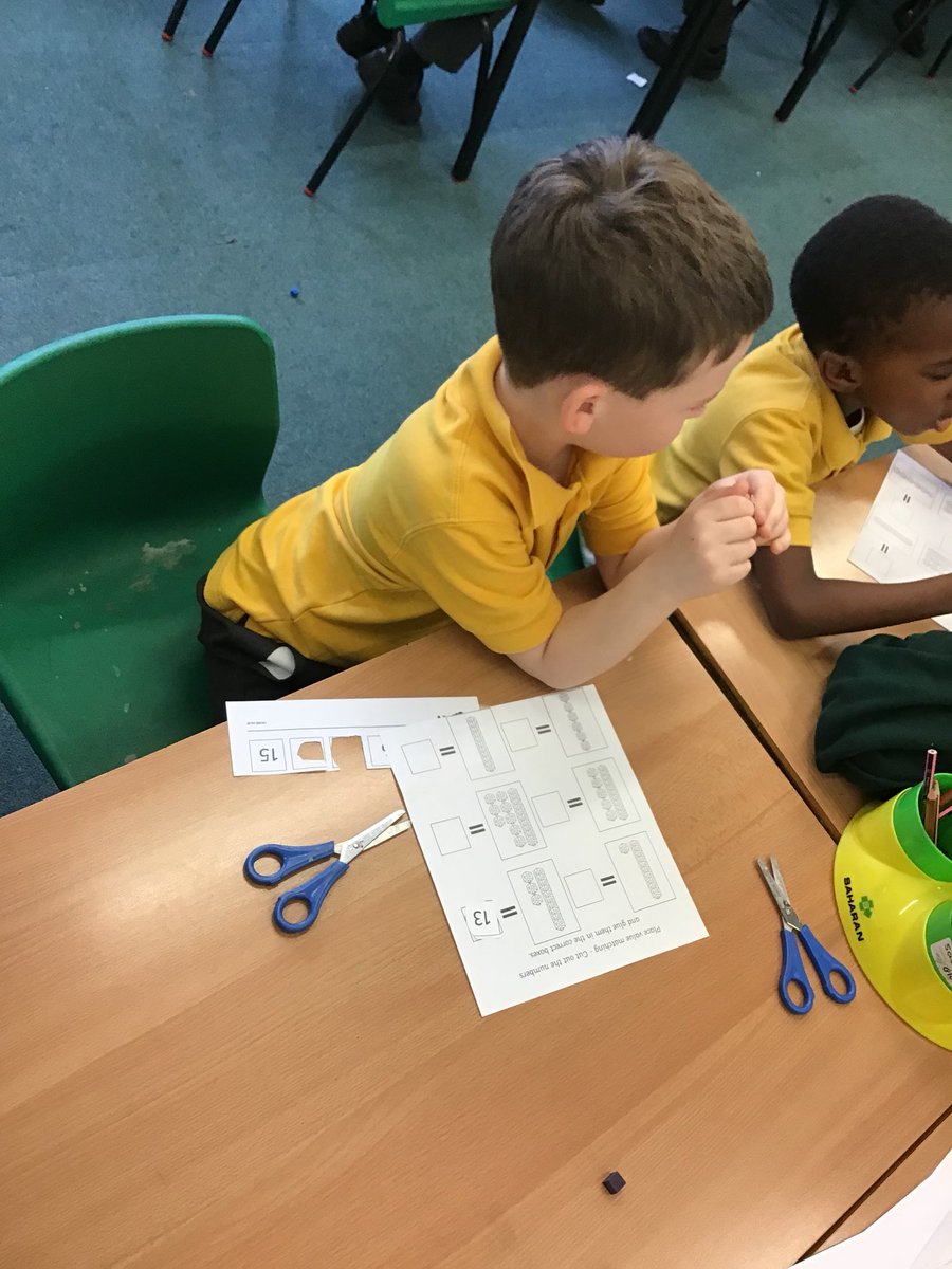 SparrowsMPS's tweet photo. In Miss Green’s maths group we have been developing our understanding of numbers and place value within 50. https://t.co/lWVooro4Gp